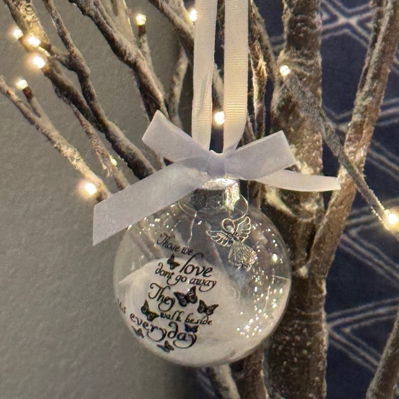 Memorial Christmas Ornament Angel Sympathy Remembrance Ball Feathers 🪽Angel NEW - Picture 2 of 16